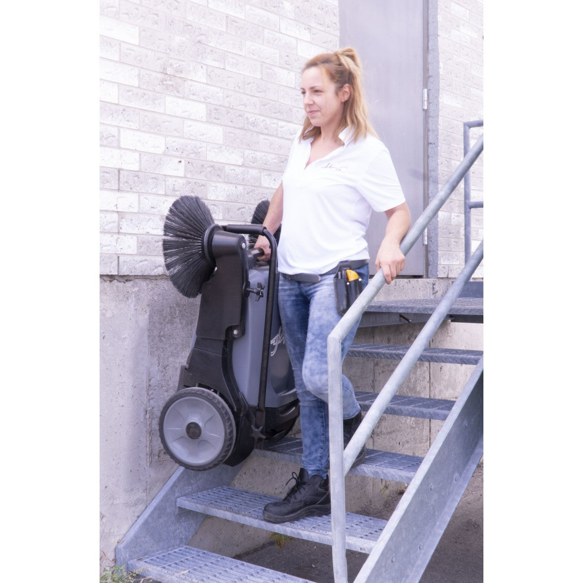 Johnny Vac A70 Floor Sweeper 2 Side Brushes - 10.5 Gal image 11